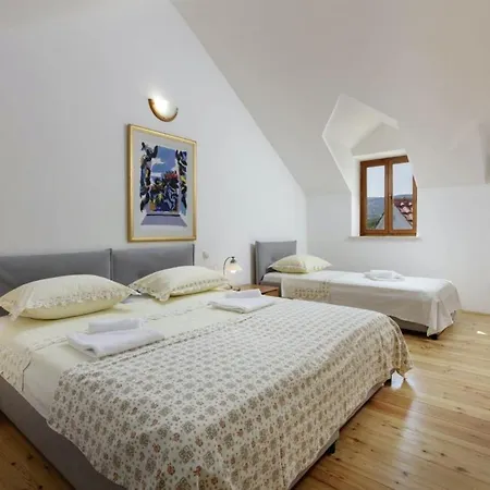 빌라 Dubrava In - Haus Fur 5-7 Personen *